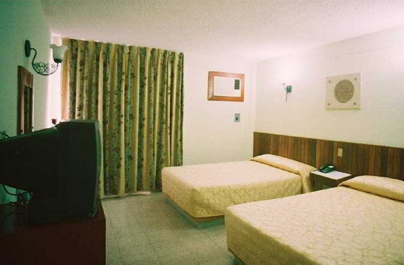 קנקון Hotel Batab מראה חיצוני תמונה
