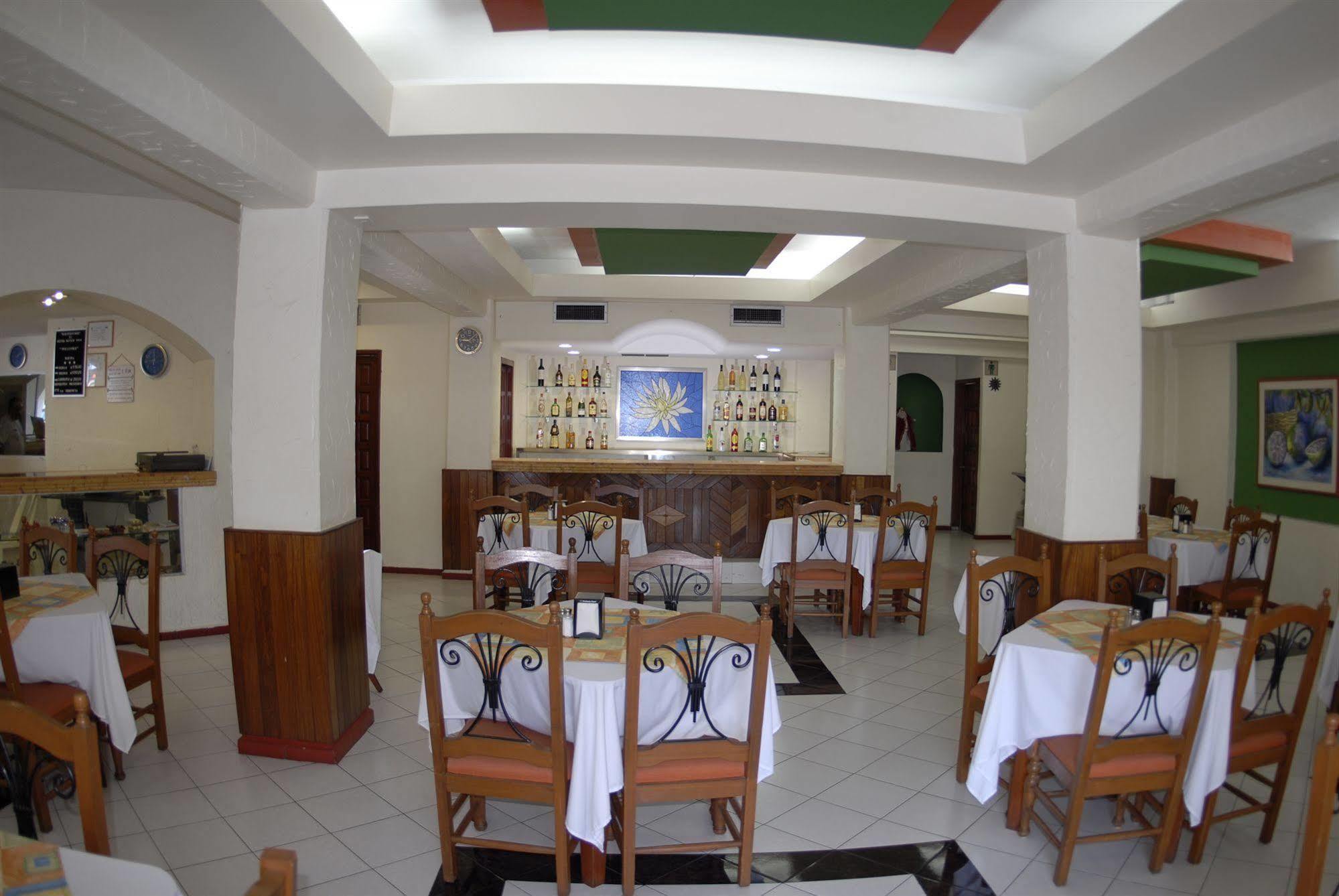 קנקון Hotel Batab מראה חיצוני תמונה